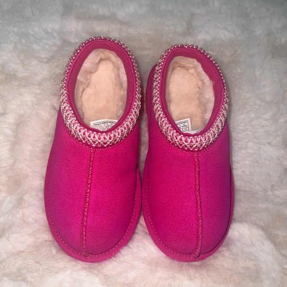 Girls toddler size hot pink Ugg Tasman Slippers - Picture 1 of 6